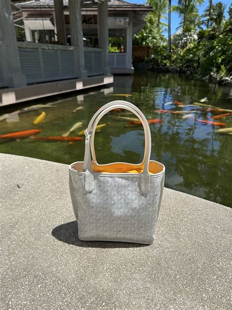 goyard mini white|goyard mini tote price.